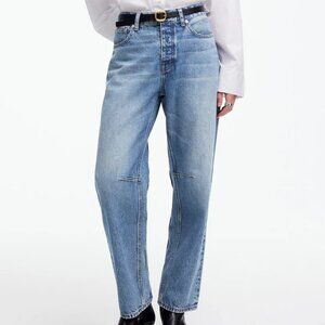 Darted Barrel-Leg Jean in Dobbins Wash - 31